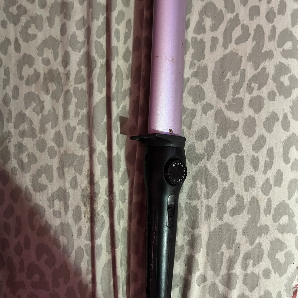 Remington Black and Lavender Curling Wand